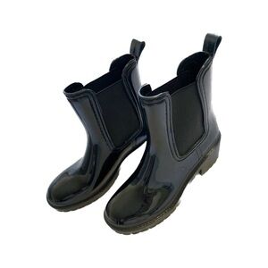 Women’s black rain boots pre-owned